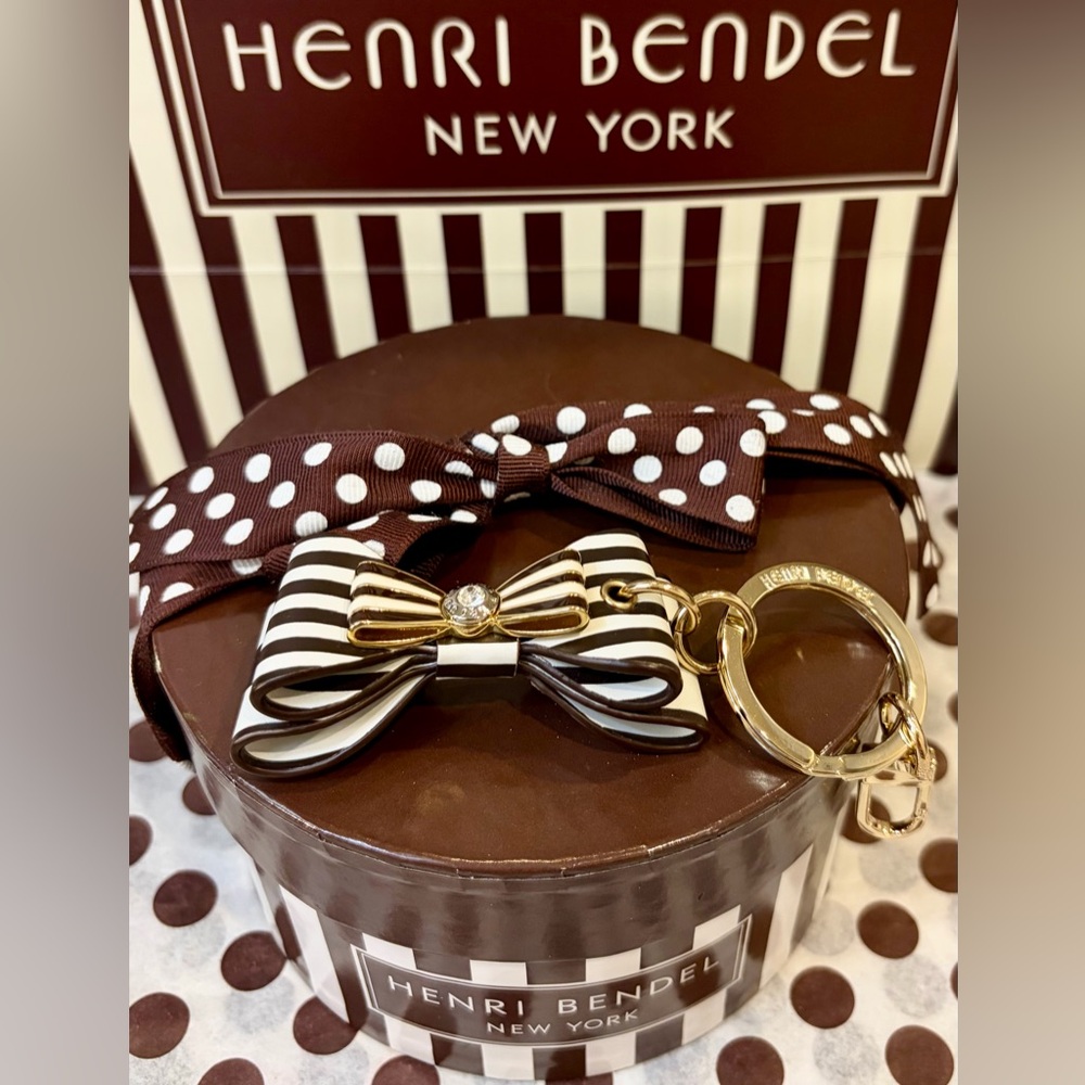 EUC!!! RARE HENRI BENDEL Centennial Stripe Triple Bow Key Fob Bag Charm